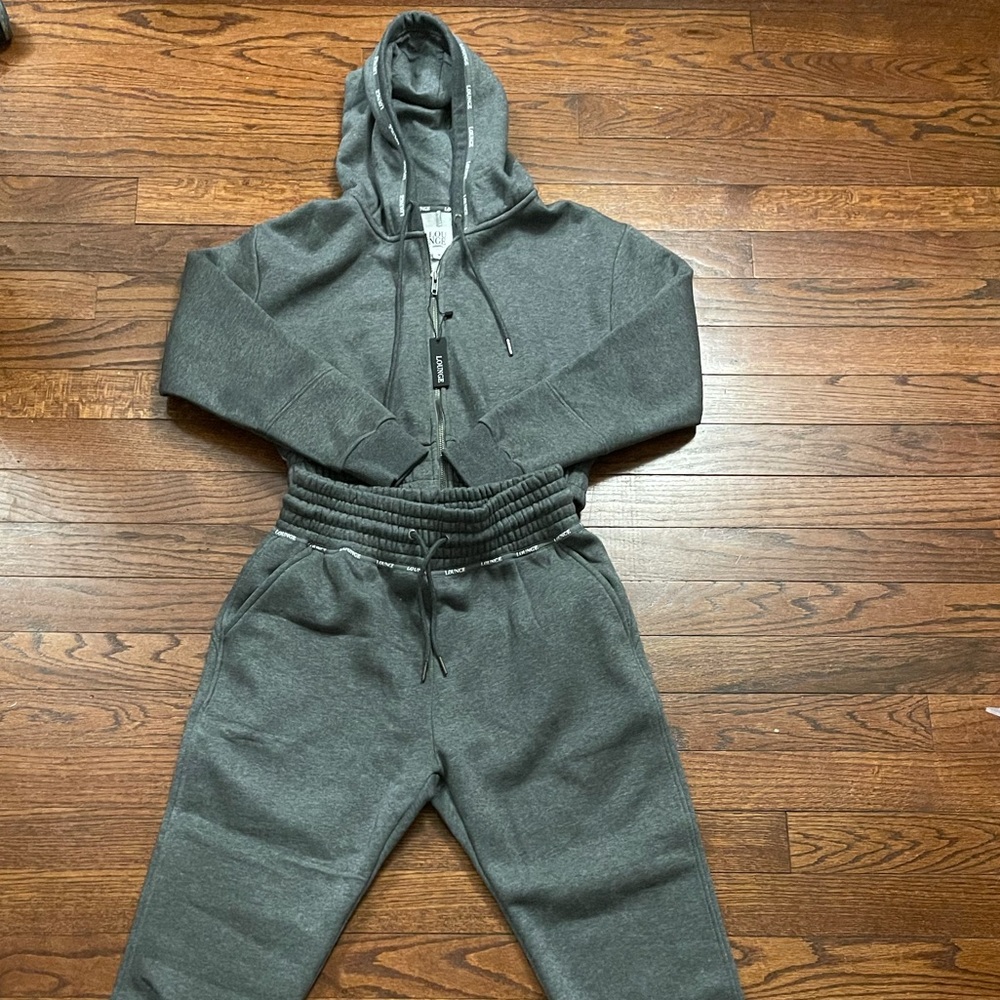 NWT US lounge jogger set